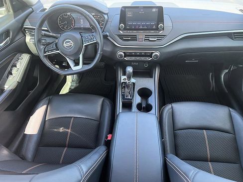 Certified 2021 Nissan Altima 2.5 SR w/ SR Premium Package image 18