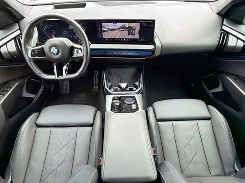 Used 2025 BMW X3 xDrive30i AWD/4WD image 16