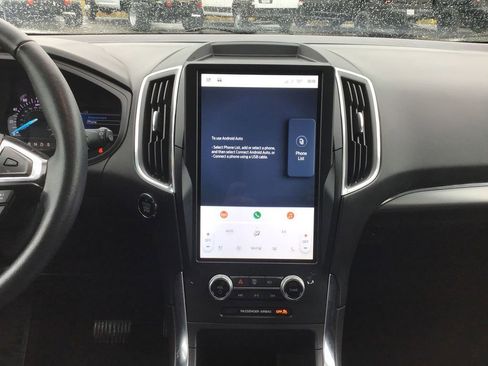 Used 2024 Ford Edge Titanium image 14