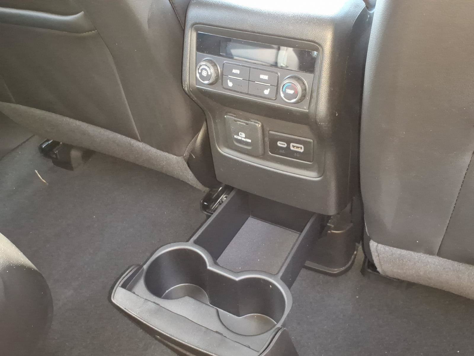 Used 2023 GMC Acadia SLT w/ Elevation Edition AWD/4WD image 27