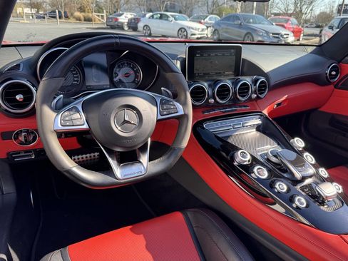 Used 2018 Mercedes-Benz AMG GT Roadster image 13