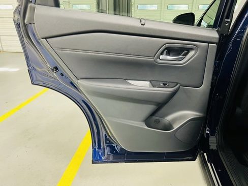 New 2026 Nissan Rogue SV image 25