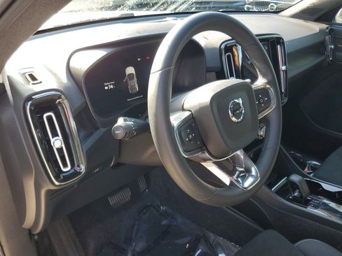Certified 2023 Volvo C40 P8 Recharge Ultimate w/ Protection Package Premier AWD/4WD image 19