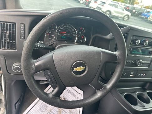 Used 2016 Chevrolet Express 3500 LT w/ LT Preferred Equipment Group image 9