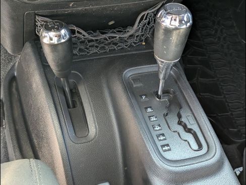 Used 2011 Jeep Wrangler Sport AWD/4WD image 8
