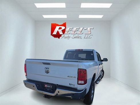Used 2017 RAM 2500 Tradesman w/ Chrome Appearance Group AWD/4WD image 28
