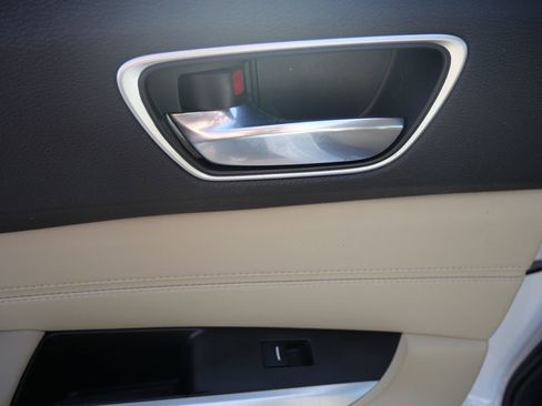 Used 2019 Acura TLX image 24