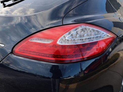 Used 2012 Porsche Panamera 4 image 20