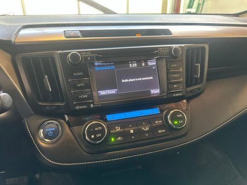 Used 2016 Toyota RAV4 XLE AWD/4WD image 15