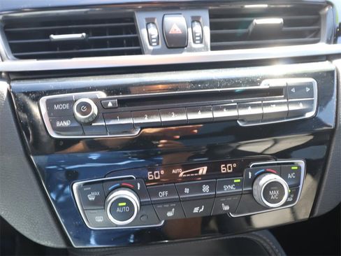 Used 2017 BMW X1 xDrive28i image 19
