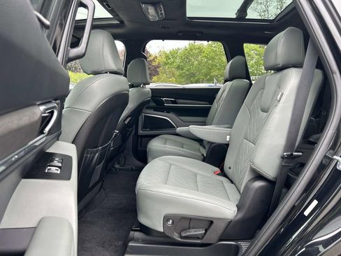 Used 2024 Kia Telluride SX Prestige X-Pro AWD/4WD image 11