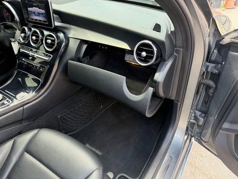 Used 2018 Mercedes-Benz C 300 Sedan image 12