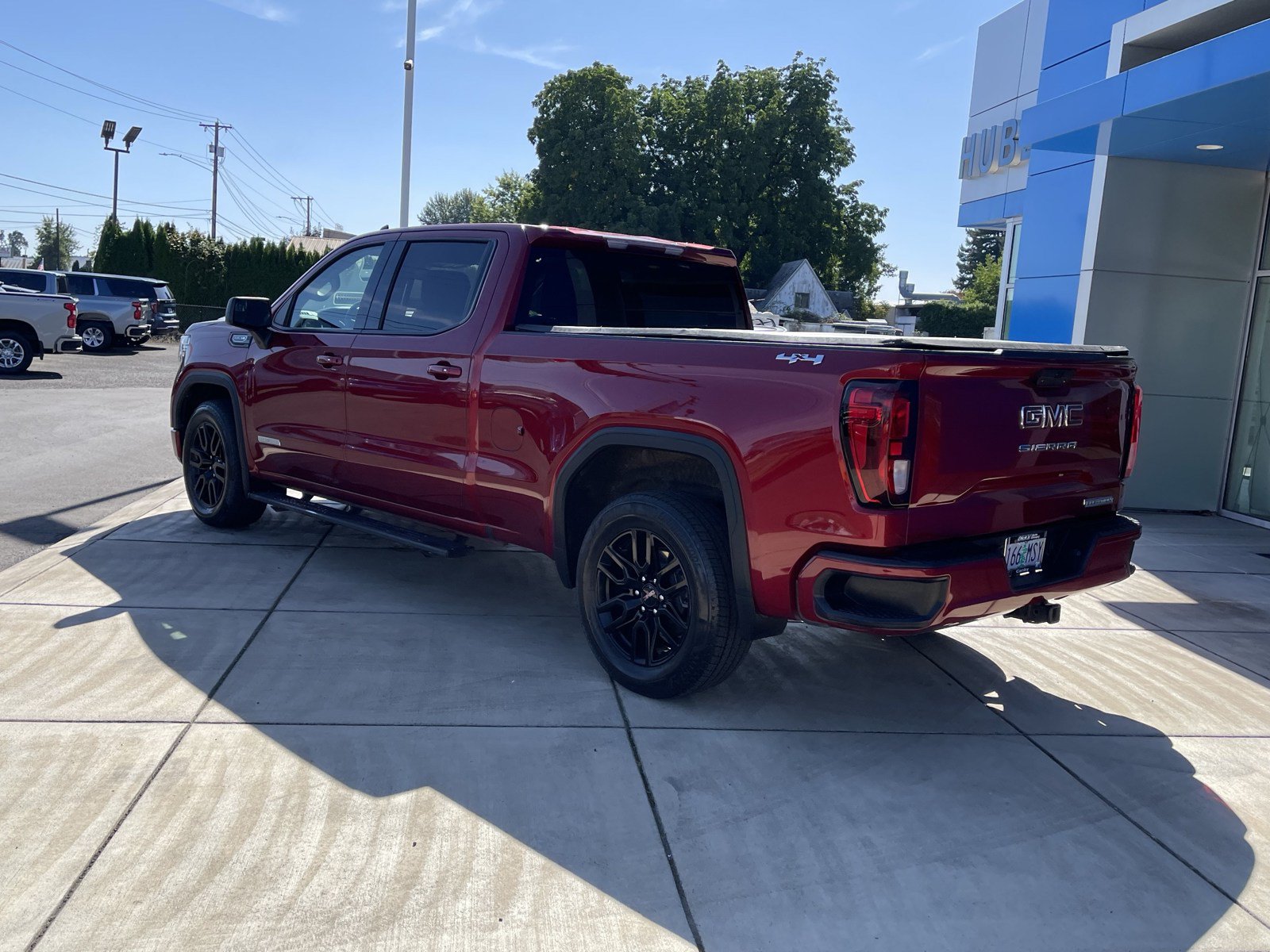 Used 2021 GMC Sierra 1500 Elevation AWD/4WD image 3
