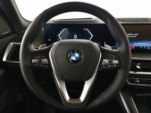 Used 2026 BMW X5 xDrive40i AWD/4WD image 16