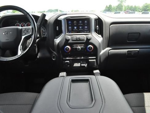 Used 2020 Chevrolet Silverado 1500 RST AWD/4WD image 16