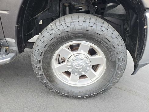 Used 2024 RAM 2500 Tradesman w/ Chrome Appearance Group image 18