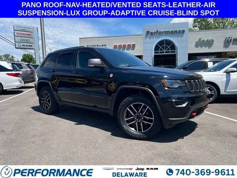 Used 2019 Jeep Grand Cherokee Trailhawk w/ Trailhawk Luxury Group AWD/4WD image 1