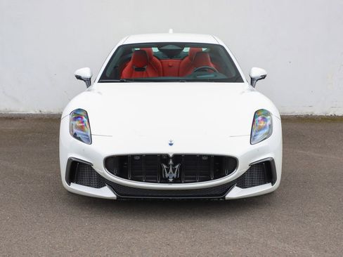 Used 2024 Maserati GranTurismo Trofeo AWD/4WD image 7