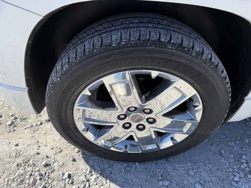 Used 2016 GMC Acadia Denali image 29