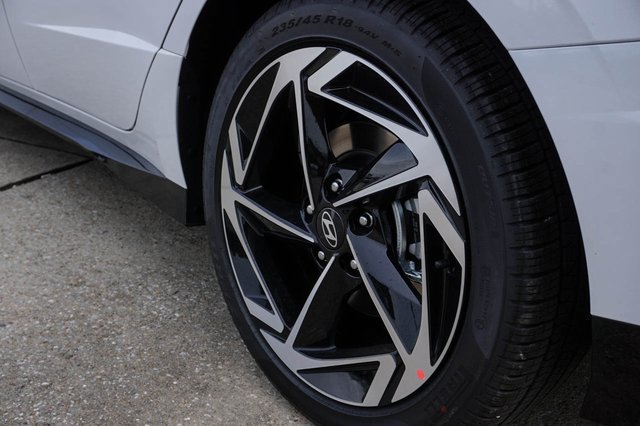 New 2026 Hyundai Sonata SEL FWD image 7
