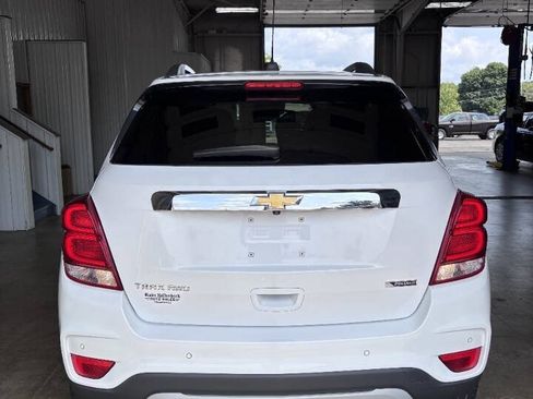 Used 2018 Chevrolet Trax Premier AWD/4WD image 11