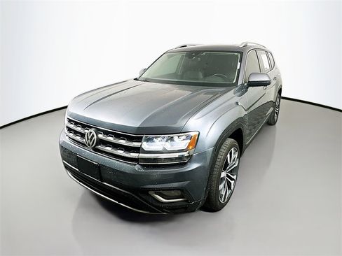 Used 2019 Volkswagen Atlas SEL Premium image 3