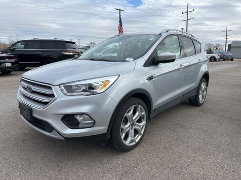Used 2019 Ford Escape Titanium w/ U9j03 - Titanium Tow Package image 17