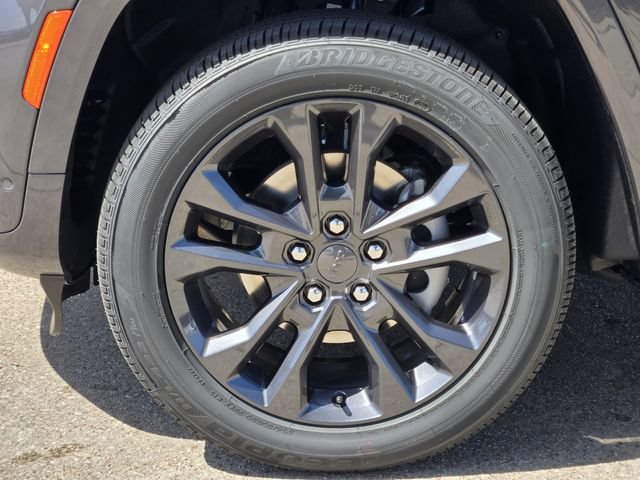 New 2026 Jeep Grand Cherokee Limited AWD/4WD image 7
