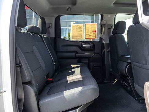 Used 2021 Chevrolet Silverado 1500 LT RWD image 25