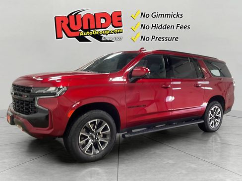 Used 2023 Chevrolet Suburban Z71 w/ Luxury Package AWD/4WD image 1