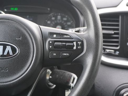 Used 2016 Kia Sorento L image 15