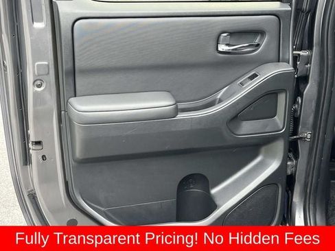 Used 2023 Nissan Frontier SV AWD/4WD image 16