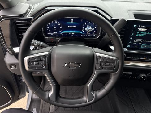 Used 2025 Chevrolet Silverado 1500 RST image 22