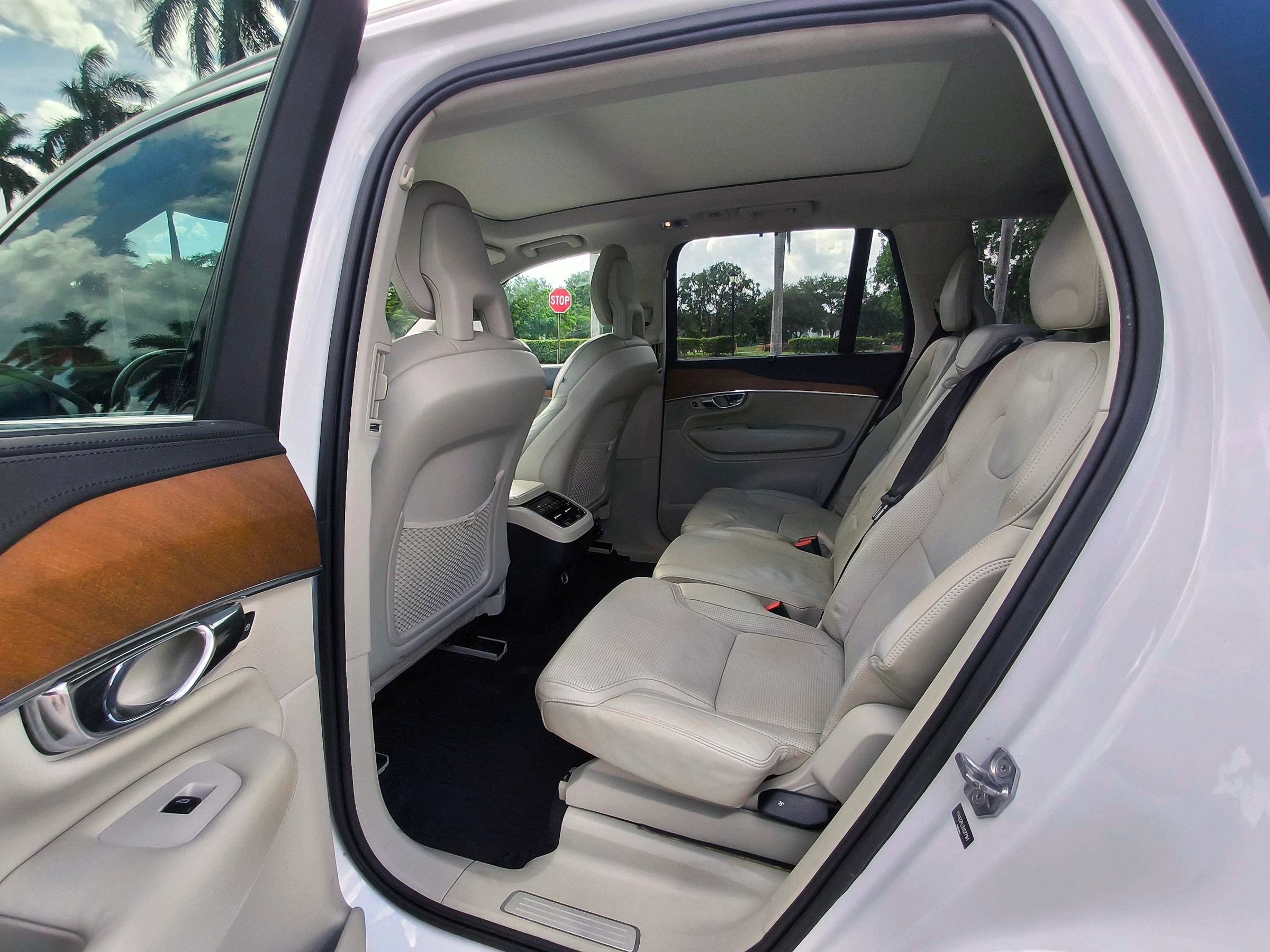 Used 2016 Volvo XC90 T6 Inscription AWD/4WD image 16
