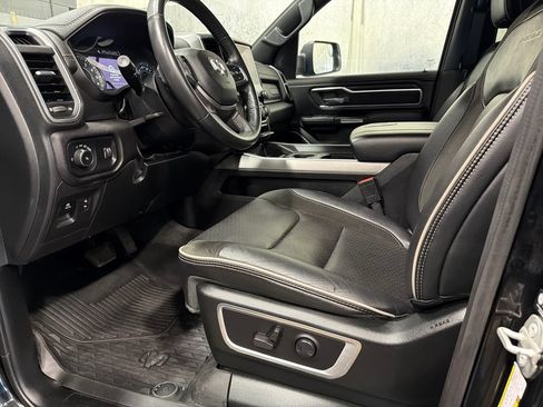 Used 2023 RAM 1500 Laramie AWD/4WD image 4
