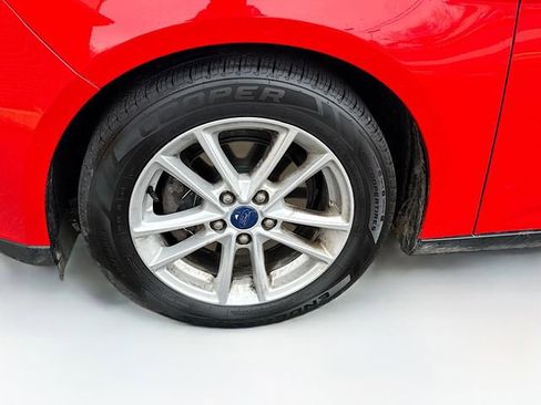 Used 2017 Ford Focus SE image 29