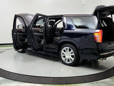 Used 2021 Chevrolet Tahoe High Country AWD/4WD image 12