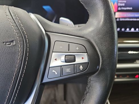 Used 2024 BMW X5 xDrive40i w/ Premium Package AWD/4WD image 18
