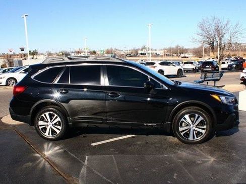 Used 2019 Subaru Outback 2.5i Limited w/ Protection Package #1 image 6