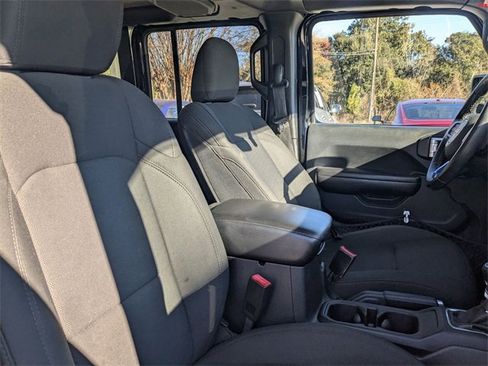 Used 2019 Jeep Wrangler Unlimited Sport S image 34