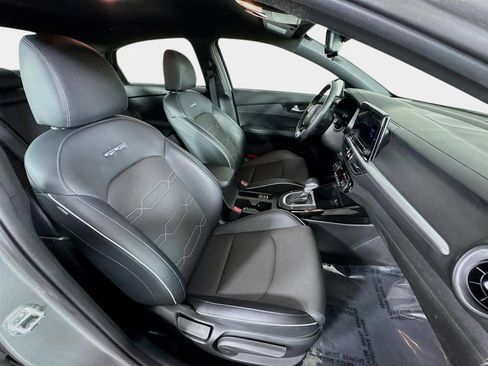 Certified 2023 Kia Forte GT-Line w/ GT-Line Technology Package FWD image 26