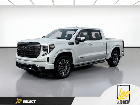 Used 2025 GMC Sierra 1500 Denali Ultimate AWD/4WD image 1