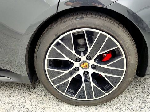 Used 2022 Porsche Taycan GTS w/ Premium Package (P6U) image 9