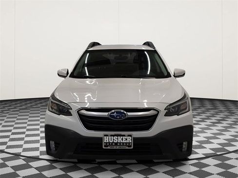 Used 2022 Subaru Outback Premium image 3