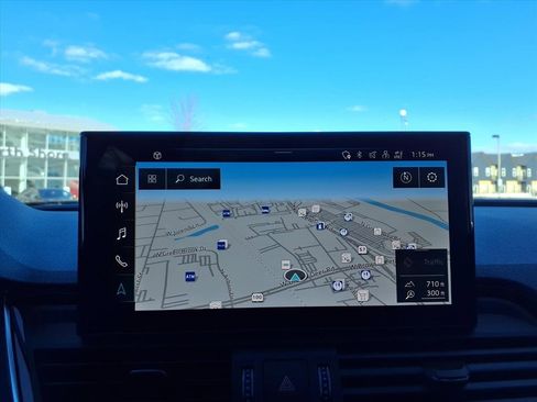 Used 2023 Audi SQ5 Premium Plus w/ Premium Plus Package image 18