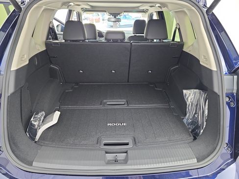 New 2026 Nissan Rogue Platinum AWD/4WD image 12