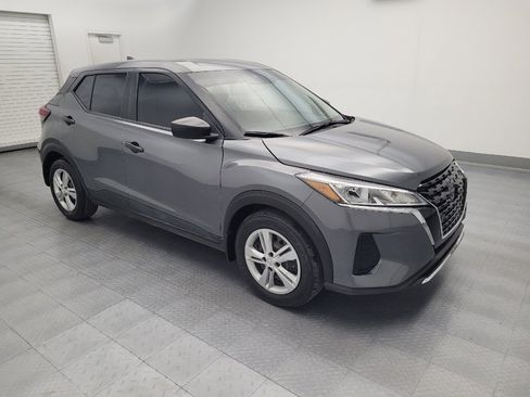 Used 2024 Nissan Kicks S FWD image 11