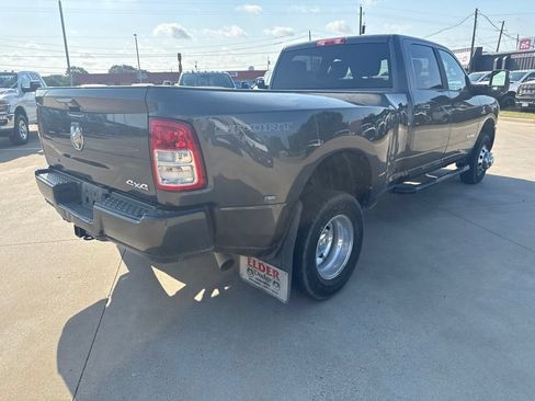 Used 2024 RAM 3500 Big Horn w/ Sport Appearance Package AWD/4WD image 8