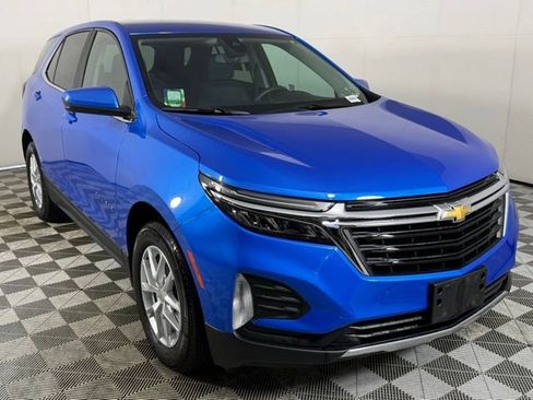 Used 2024 Chevrolet Equinox LT FWD image 10