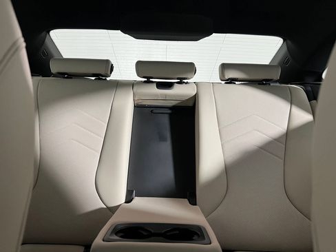 Used 2026 BMW 228i xDrive w/ Technology Package image 31